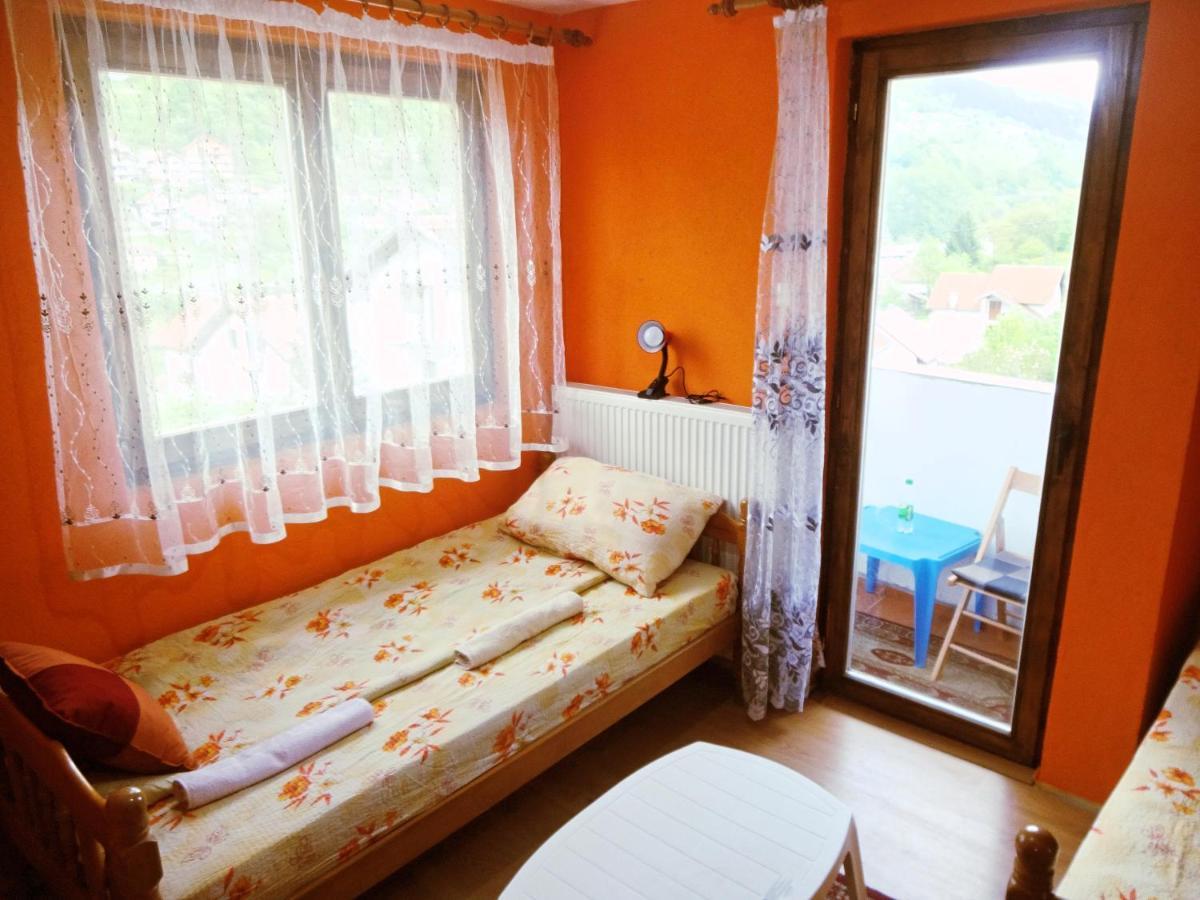 Virmal Hotel Foca Bagian luar foto