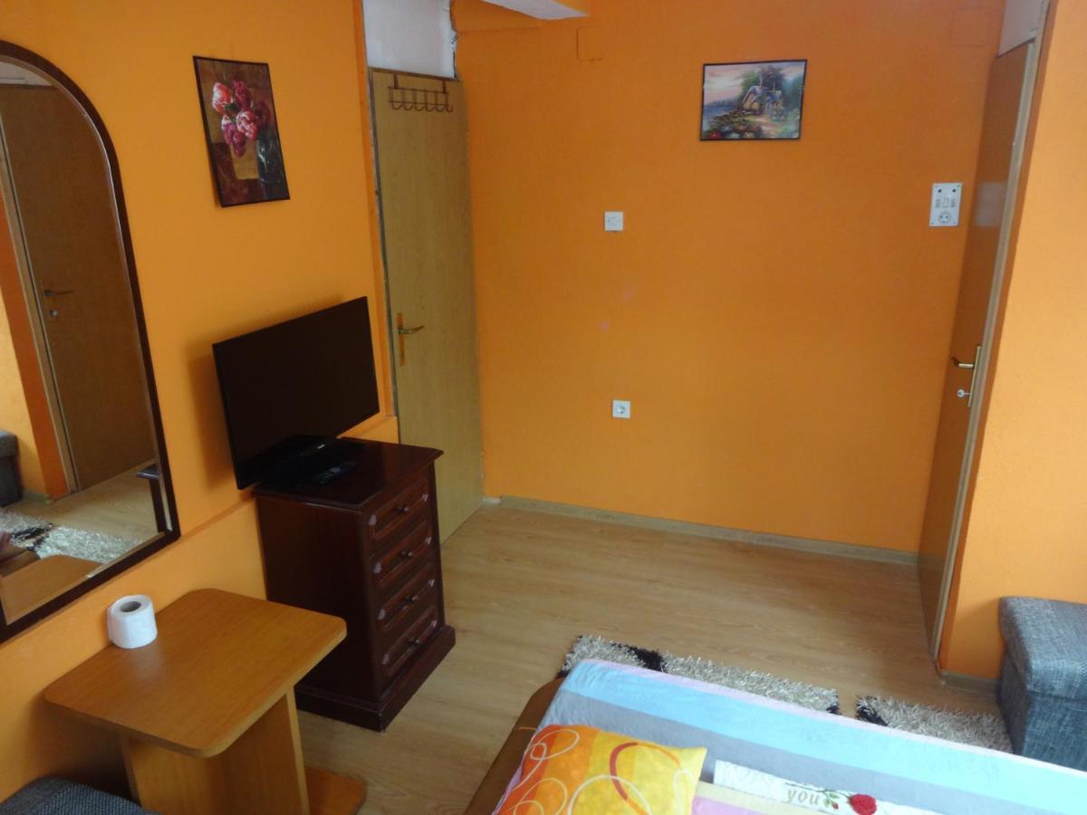 Virmal Hotel Foca Bagian luar foto